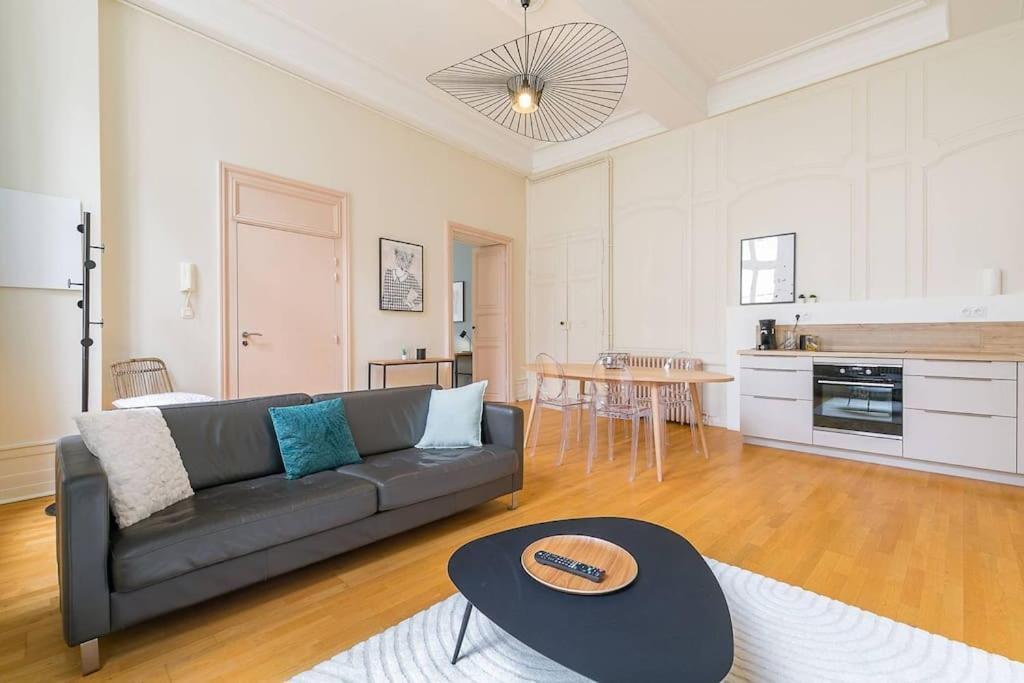 Le Bressey Apartment Dijon Bagian luar foto